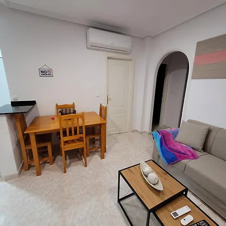 Гостевой дом Ground Floor With Terrace And Pool