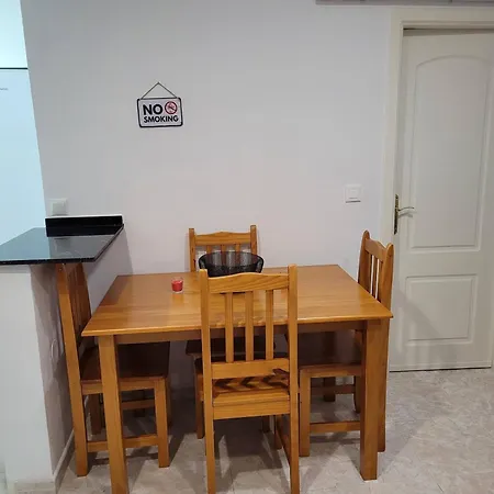 Ground Floor With Terrace And Pool Гостевой дом