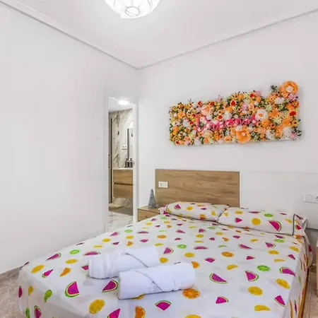Ground Floor With Terrace And Pool Гостевой дом *